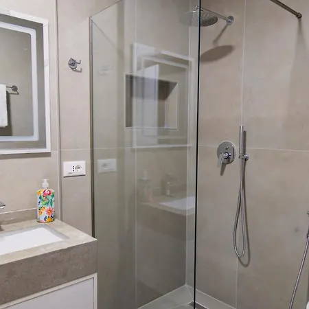 شقة Modern 2-bedroom In The Heart Of