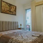 Modern 2-bedroom In The Heart Of