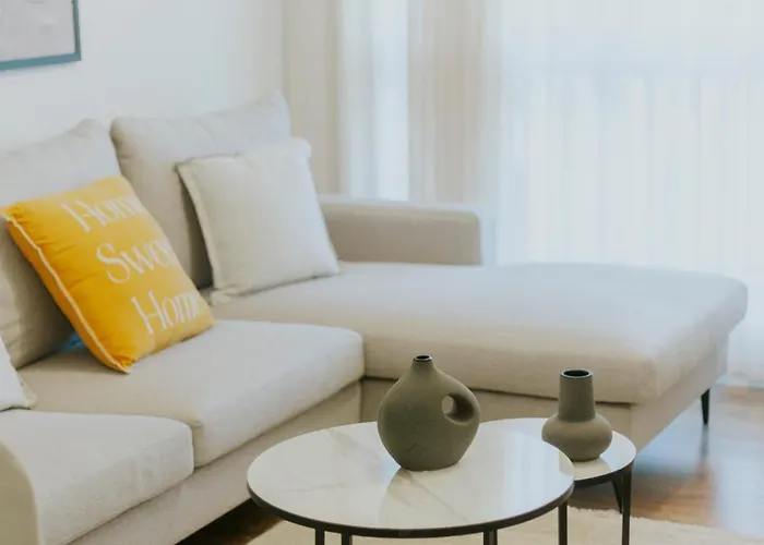 Modern 2-bedroom In The Heart Of 公寓 *