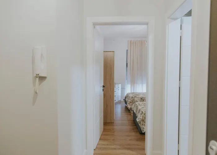 公寓 Modern 2-bedroom In The Heart Of 地拉那