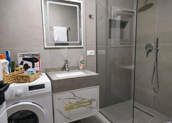 Modern 2-bedroom In The Heart Of 公寓 *